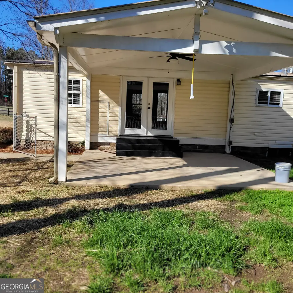 1605 Mountain Valley Circle, Cumming