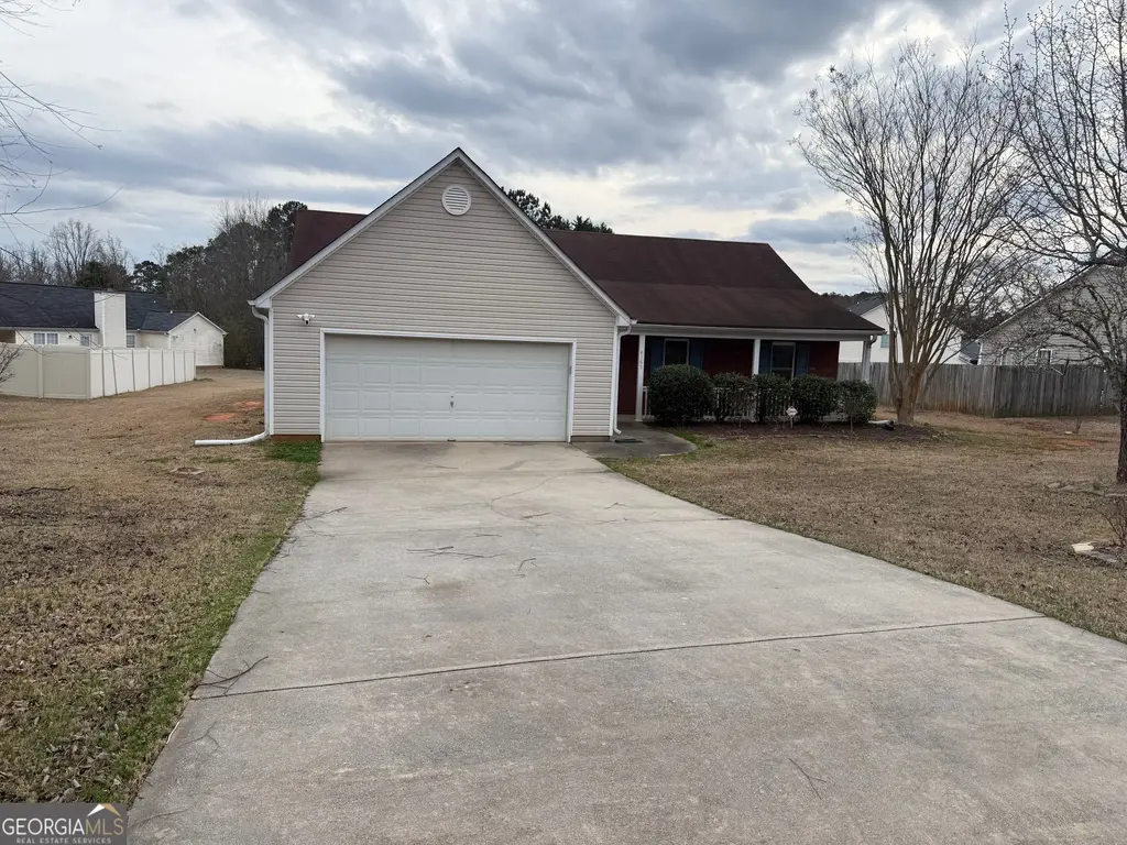 4165 Eden Valley Drive, Loganville