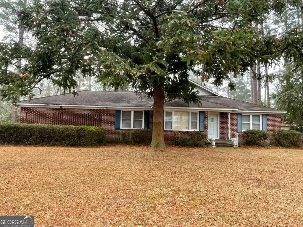 129 E Brumby Street, Reidsville
