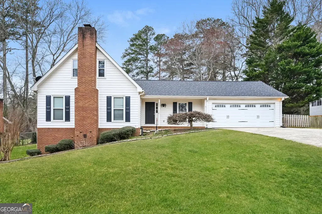 407 Stokesay Drive, Lawrenceville