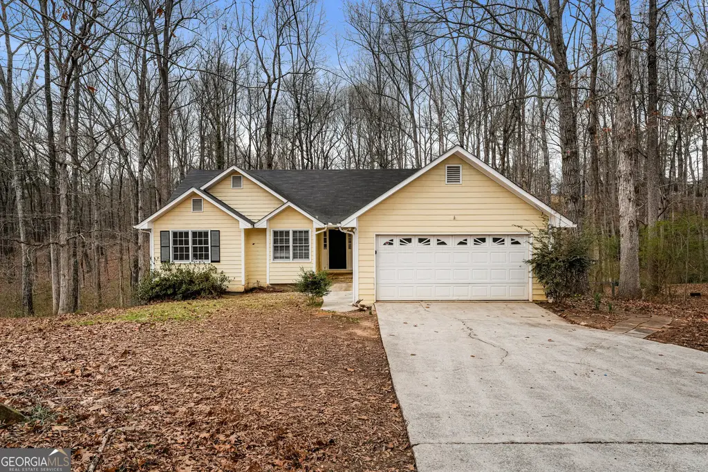 232 Farmbrook Parkway, Stockbridge