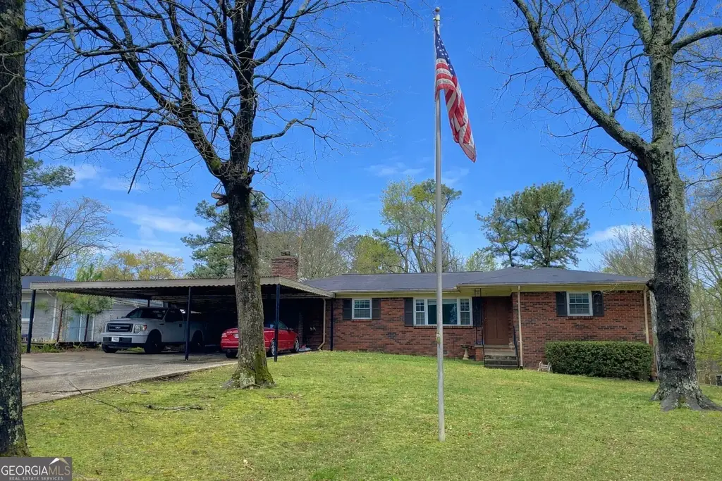 197 Cooper Lake Road Se, Mableton
