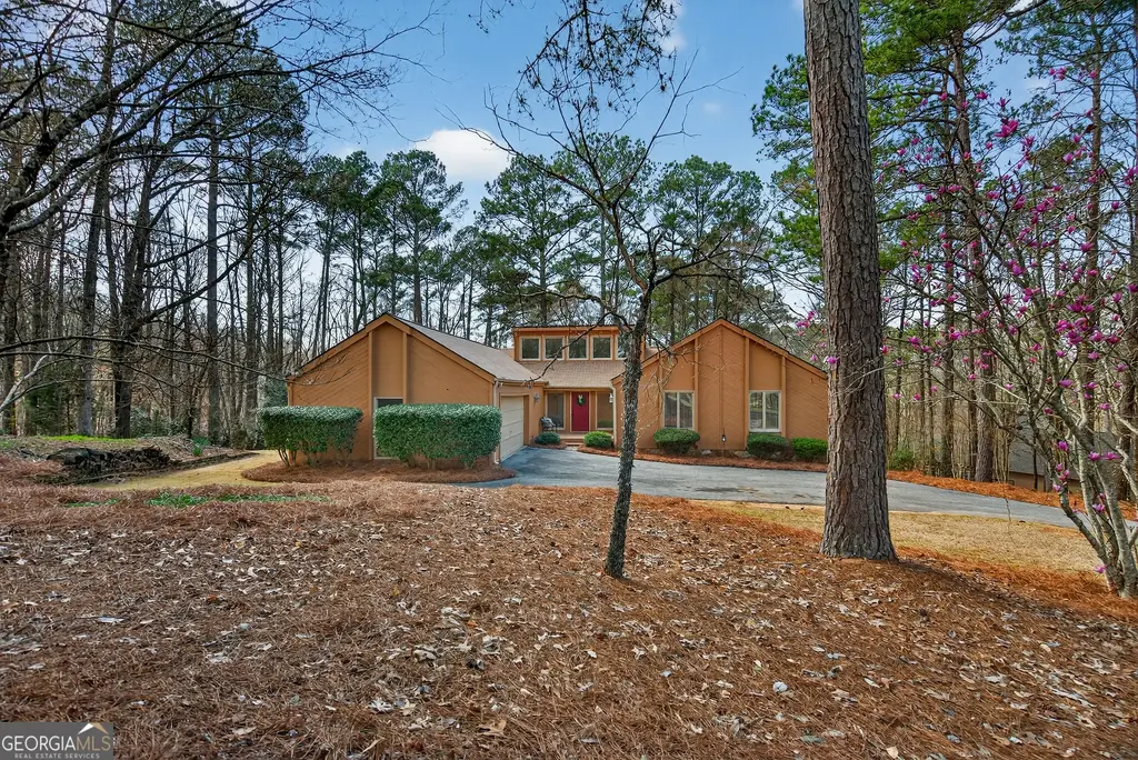 2005 Foxcroft Drive, Lagrange