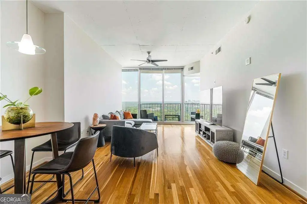 361 17th Street Nw 2418, Atlanta