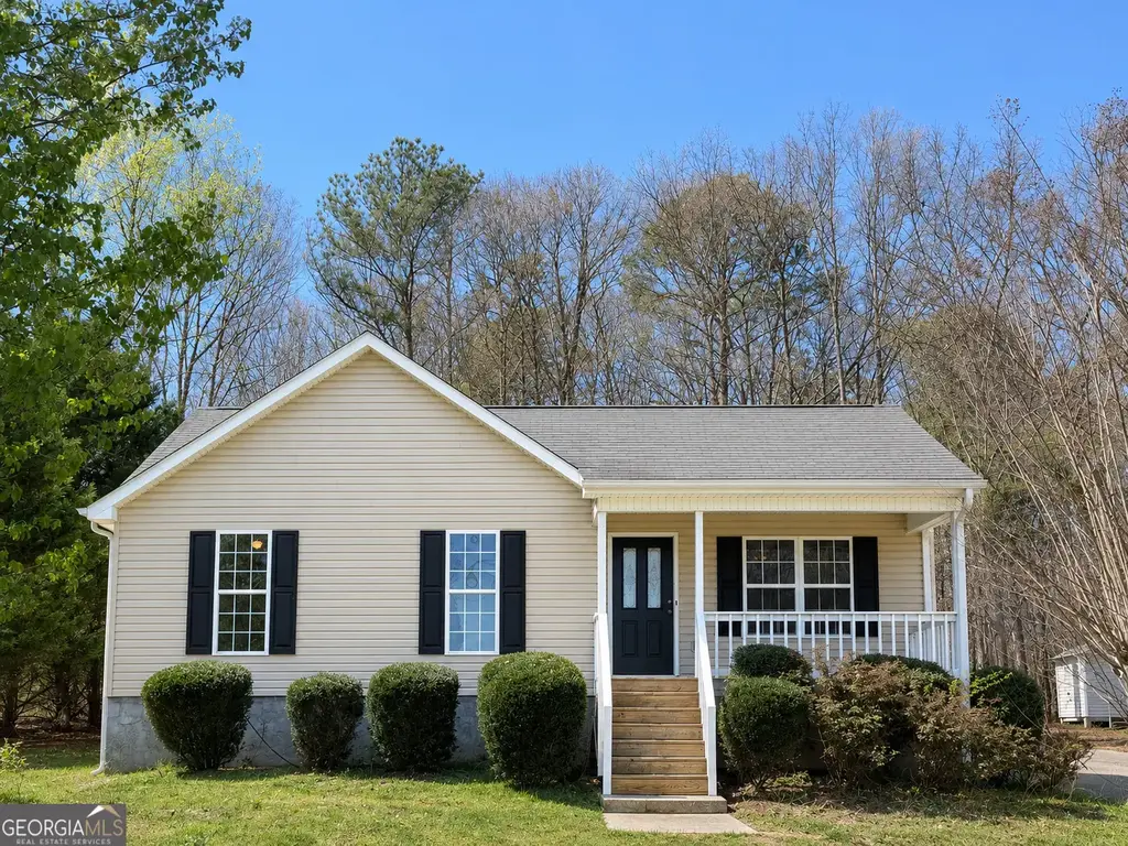 1164 Bert Moorehead Road, Canon