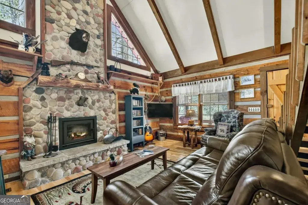 373 Wib Kendall Road, Blue Ridge