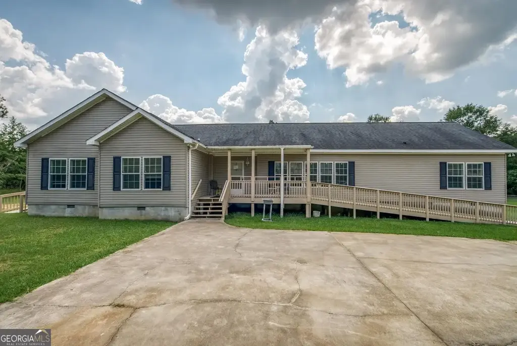 135 Lata Terrace Nw, Milledgeville
