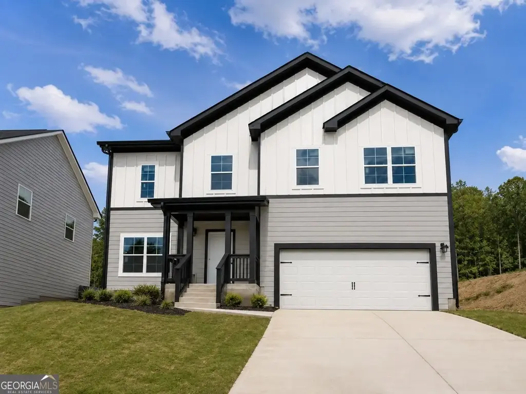 7896 Winkman Drive, Fairburn