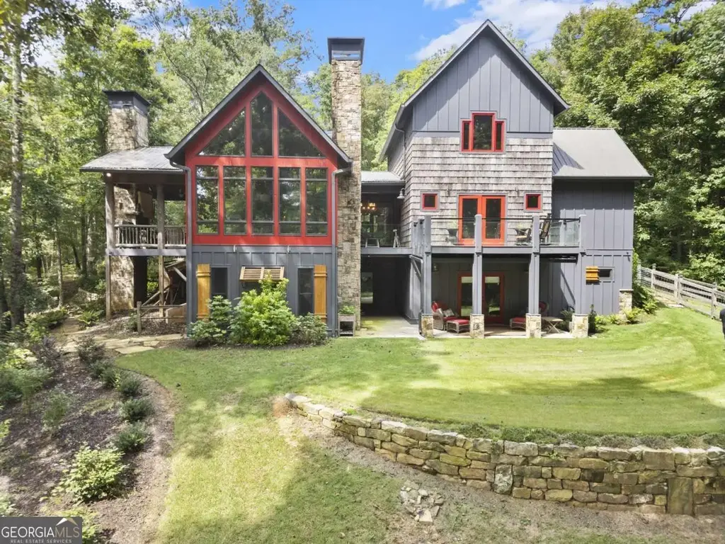 530 Burleson Road, Ellijay