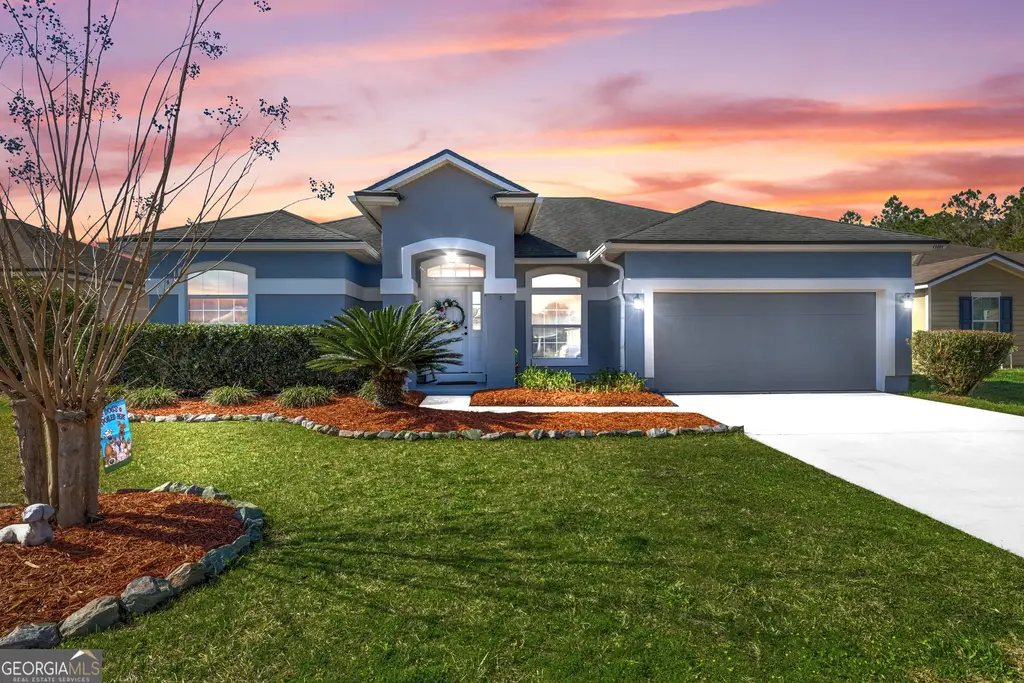 45095 Dutton Way, Callahan