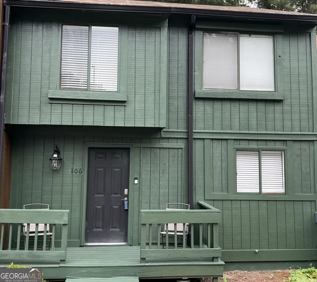 106 Fernbanks Court, Athens
