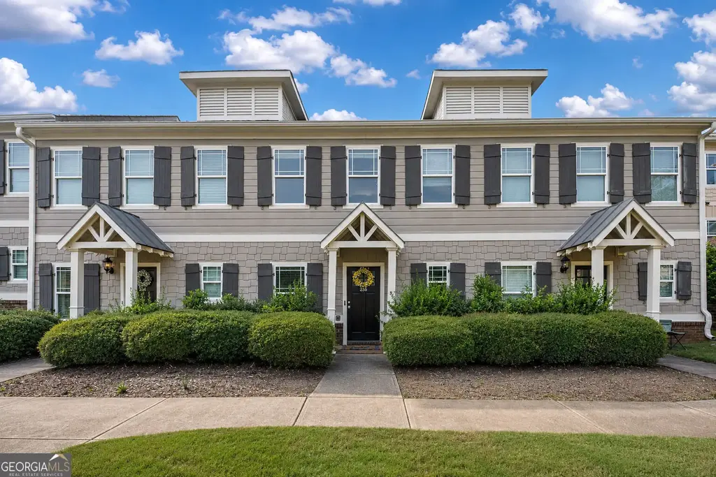 236 Oconee River Circle, Athens