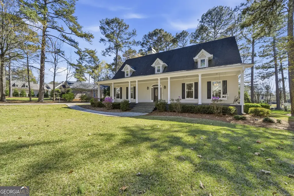 1811 Snug Harbor Drive, Greensboro