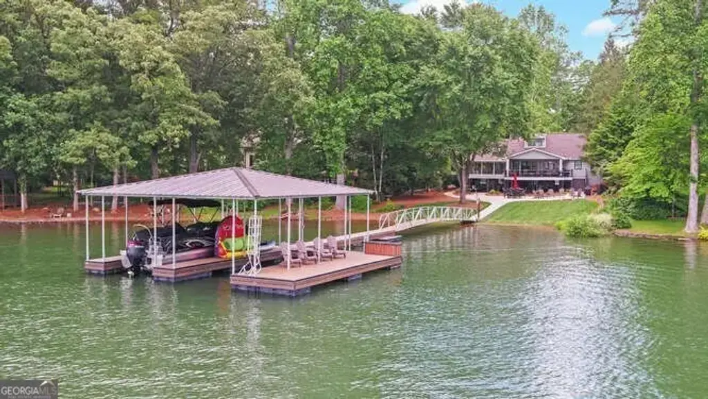 759 Beech Cove Drive, Hiawassee