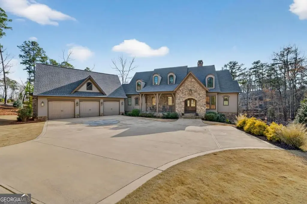 1031 Cavalier Cove, Greensboro