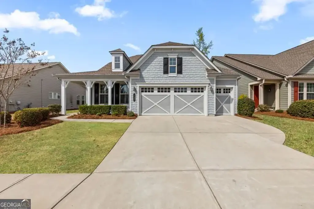 122 Iron Oak Drive, Peachtree City