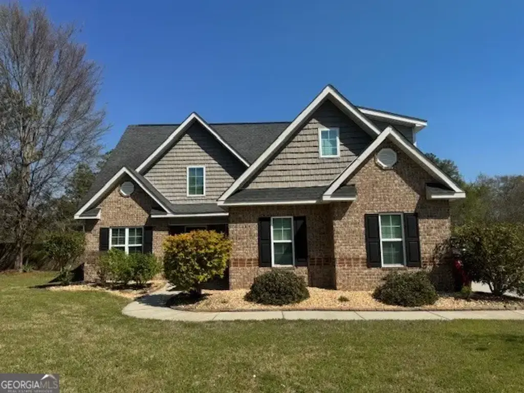 134 Delenn Drive, Lizella