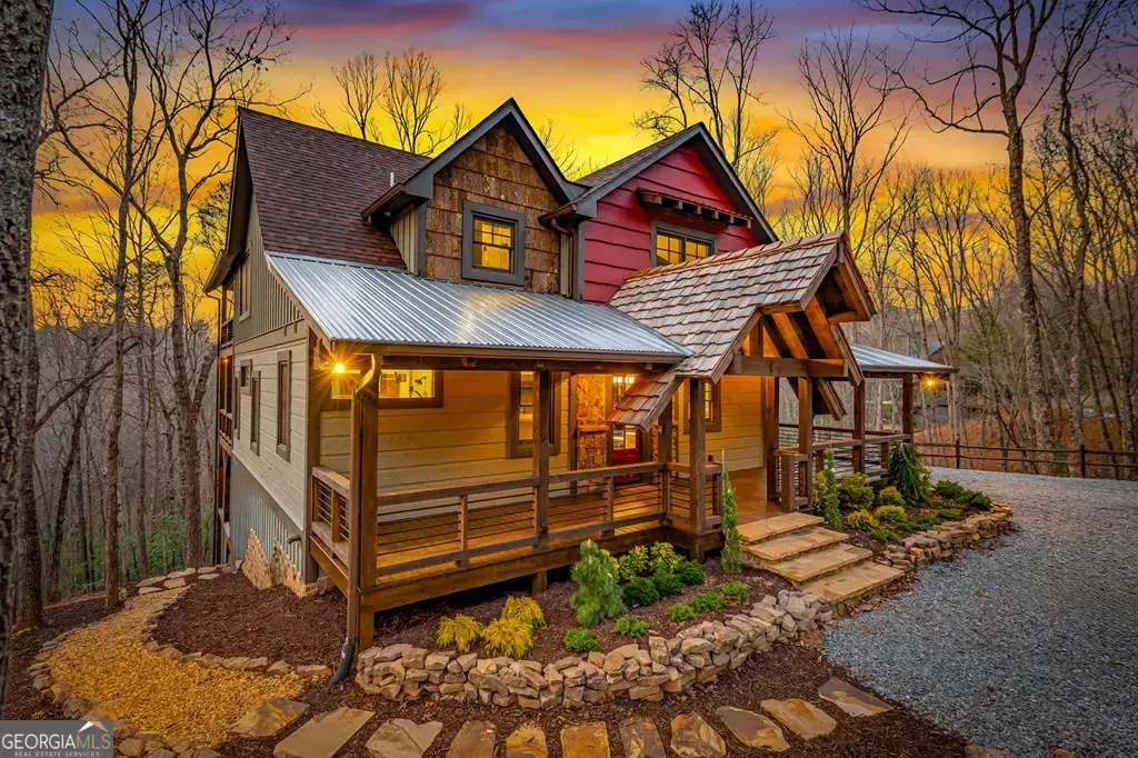 895 Price Road, Blue Ridge