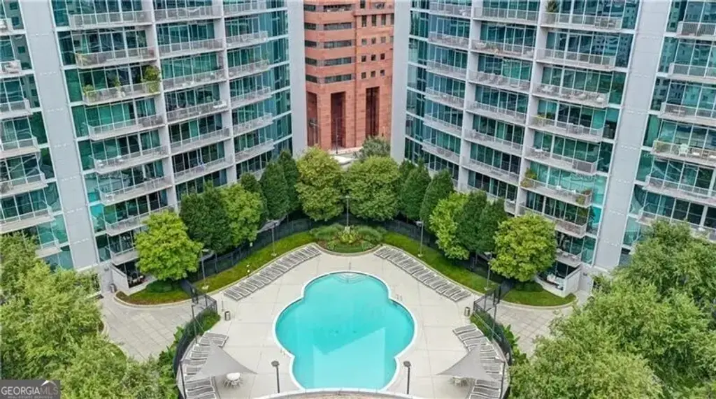 950 W Peachtree Street Nw 1213, Atlanta
