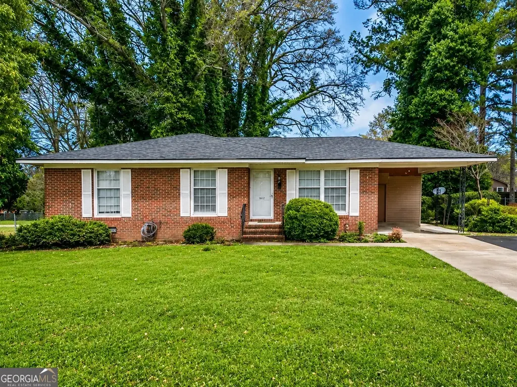 263 E Girard Avenue, Cedartown