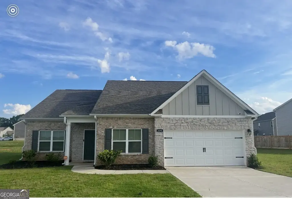 3290 Bridgewood Drive, Macon