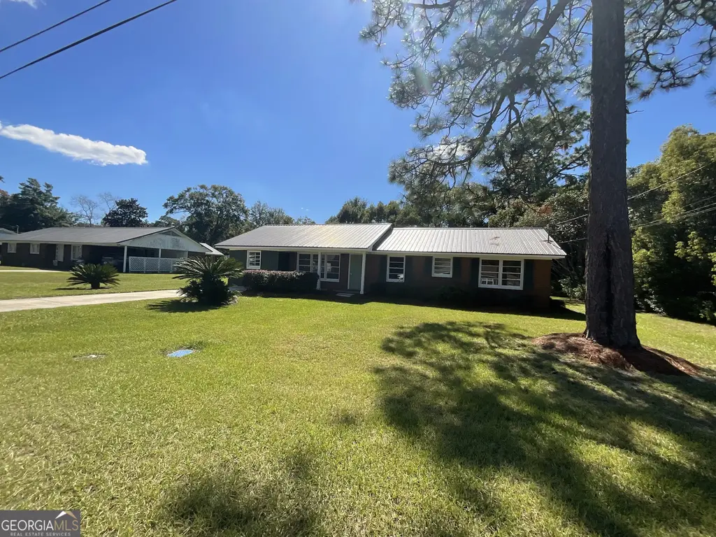 195 Hollywood Avenue, Jesup