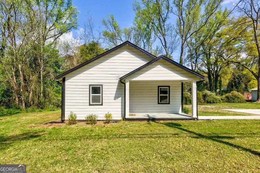 206 Walker Drive, Monroe