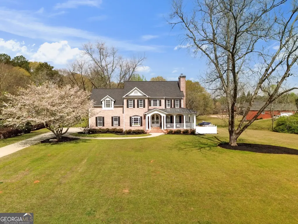 120 Lake Park Drive, Sharpsburg