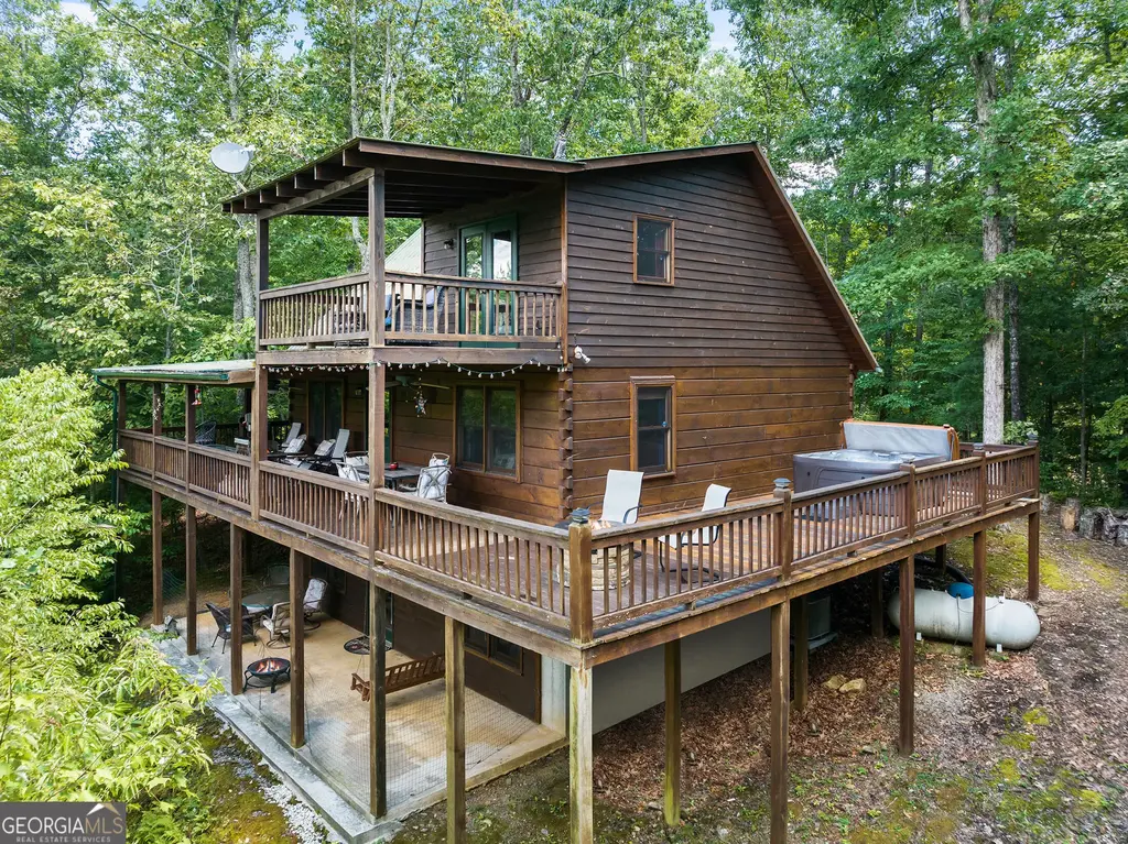 220 Lakota Lane, Mineral Bluff