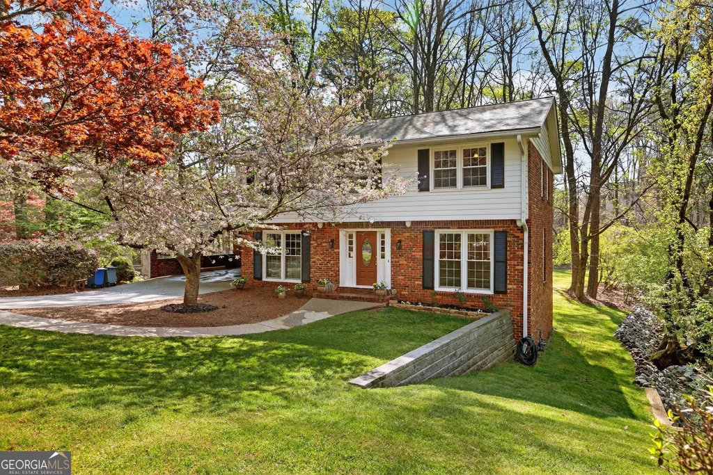 4325 Valley Trail Drive Se, Atlanta
