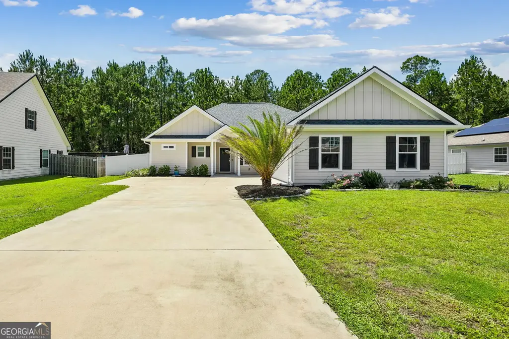 611 Victorias Circle, St. Marys