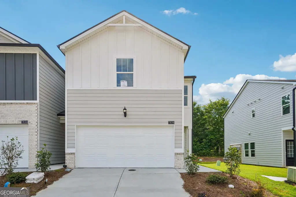 7834 Marie Way, Fairburn