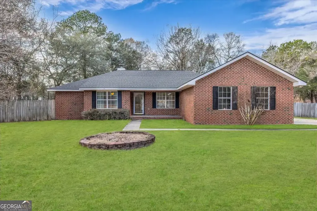 153 Hughes Drive, Midway