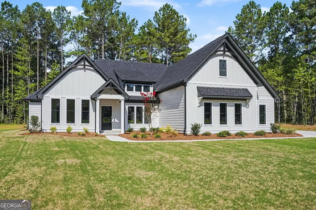 460 Flint Farms Drive, Concord
