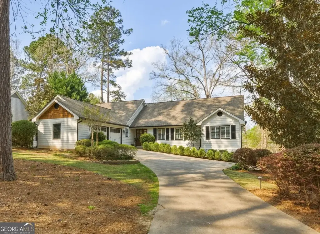 1040 Spyglass Hill, Greensboro