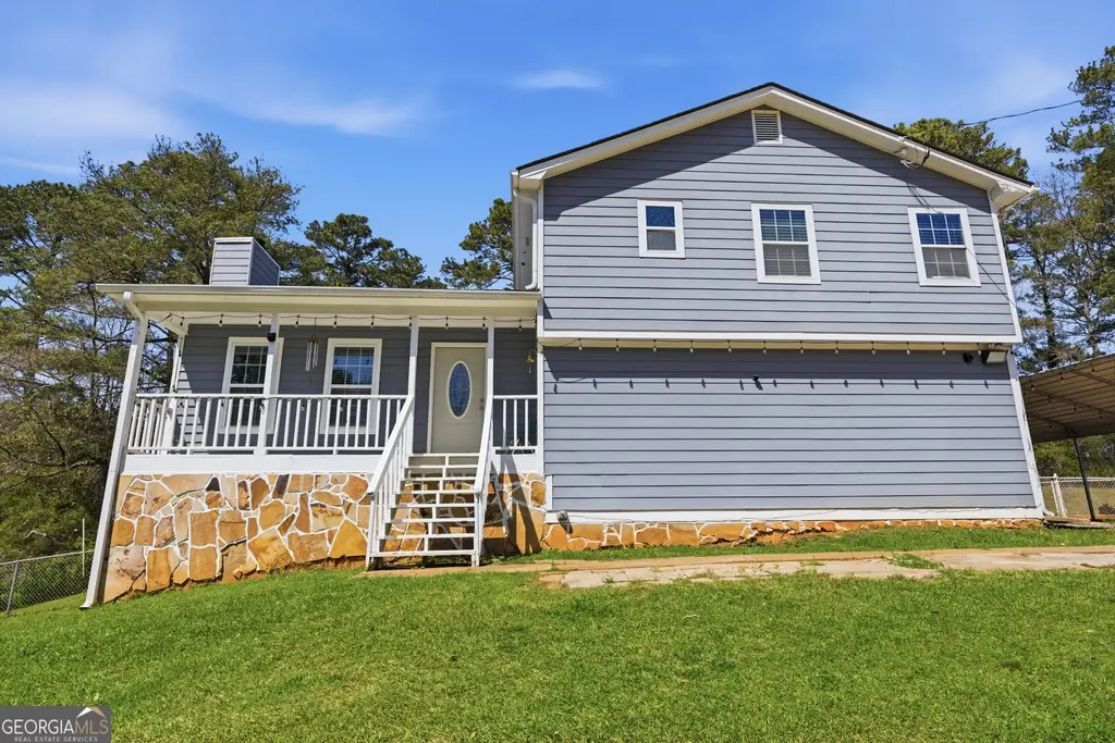 2633 W Regal Court, Lawrenceville
