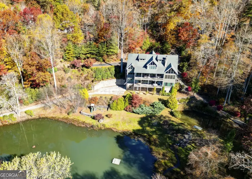 115 Dam Lake Drive, Dillard