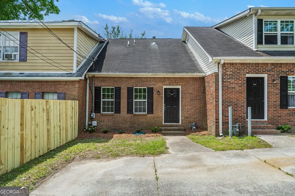 6124 Dorsett Street, Douglasville