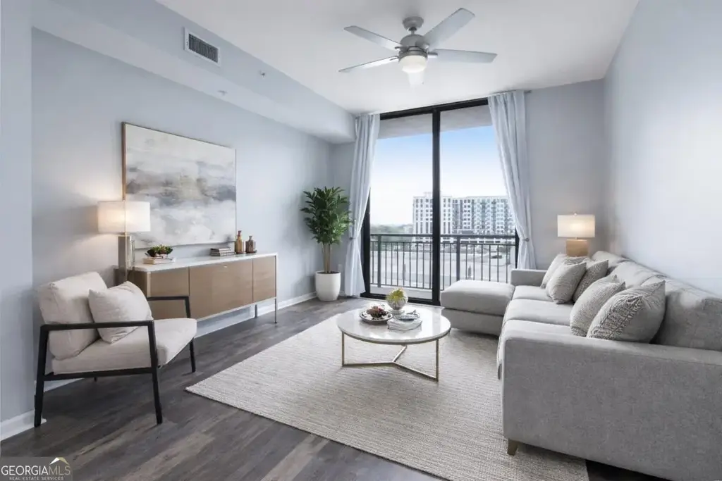 3040 Peachtree Road 613, Atlanta