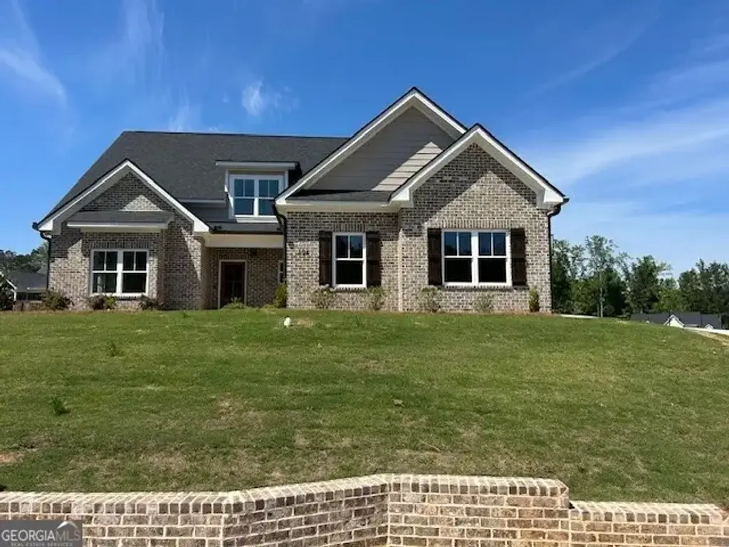124 Camden Trace, Macon