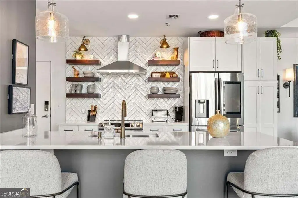 923 Peachtree Street Ne 939, Atlanta