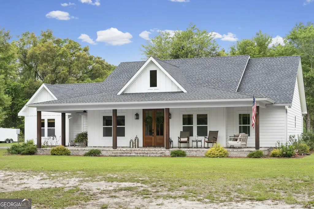 5113 Allen Walker Road, Blackshear