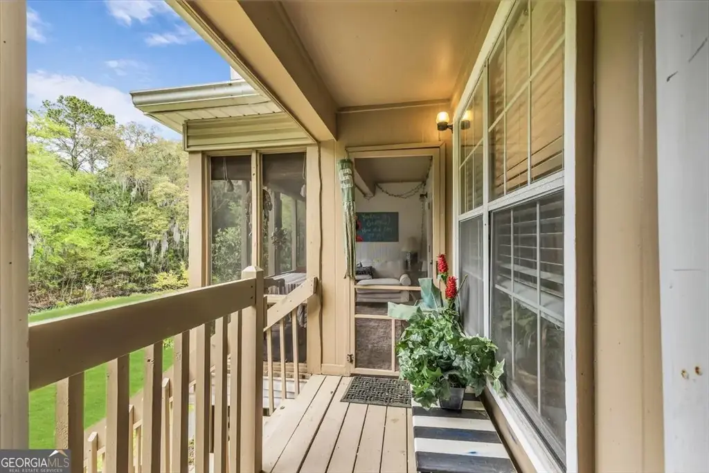 401 N Cromwell Road T6, Savannah