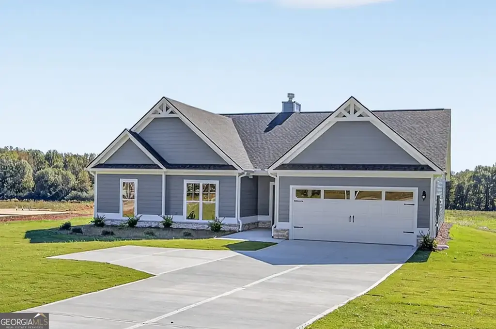 2577 Bethany Bowersville Road 7, Canon