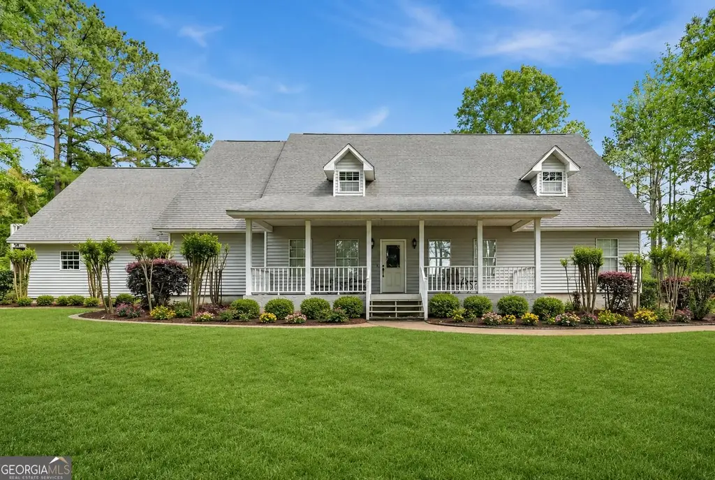 2811 Lullwater Road, Tifton