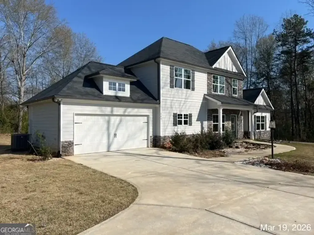 309 Quail Forest Circle, Toccoa