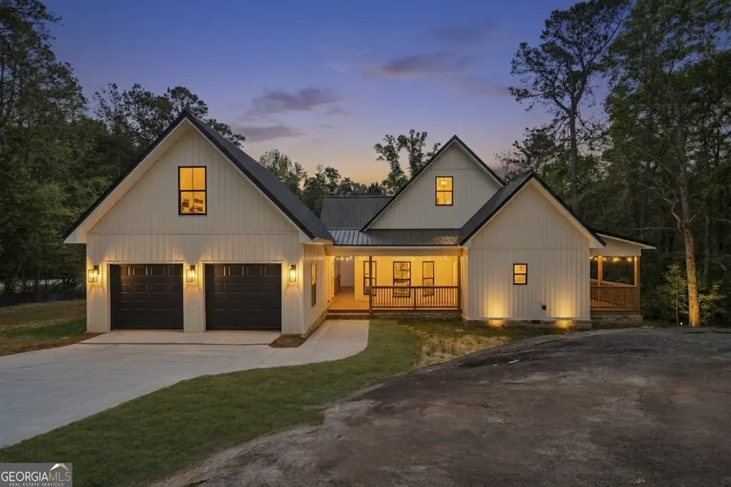 272 Clinton Crossing Drive, Gray