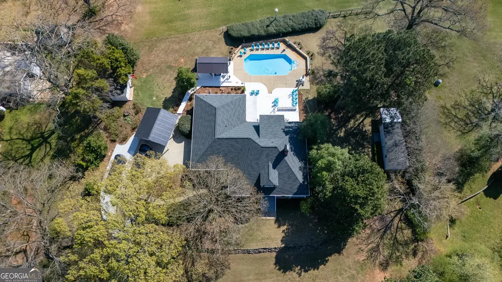 123 South Smith Road, Lagrange