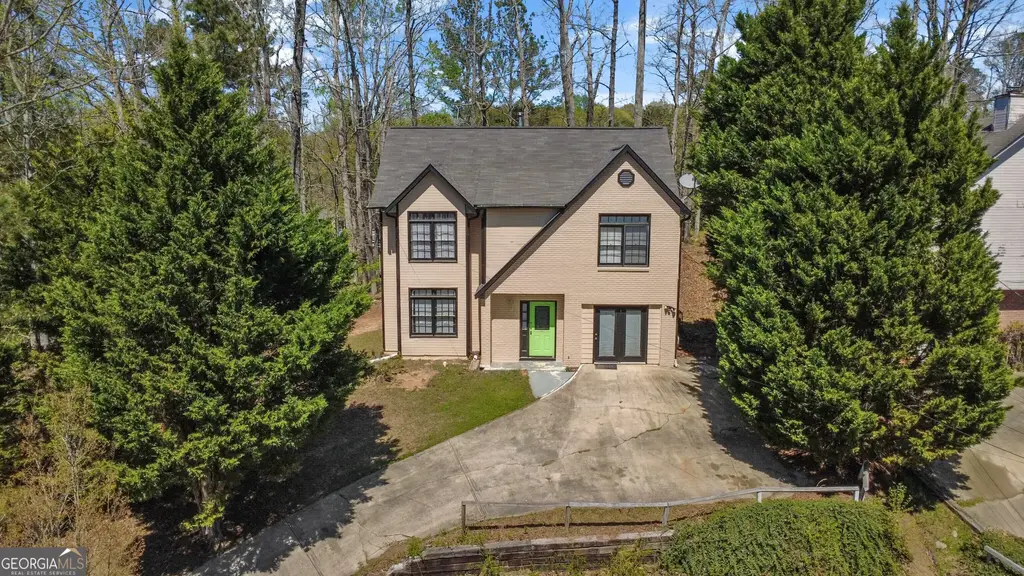 3460 Estate Lake Drive, Fairburn