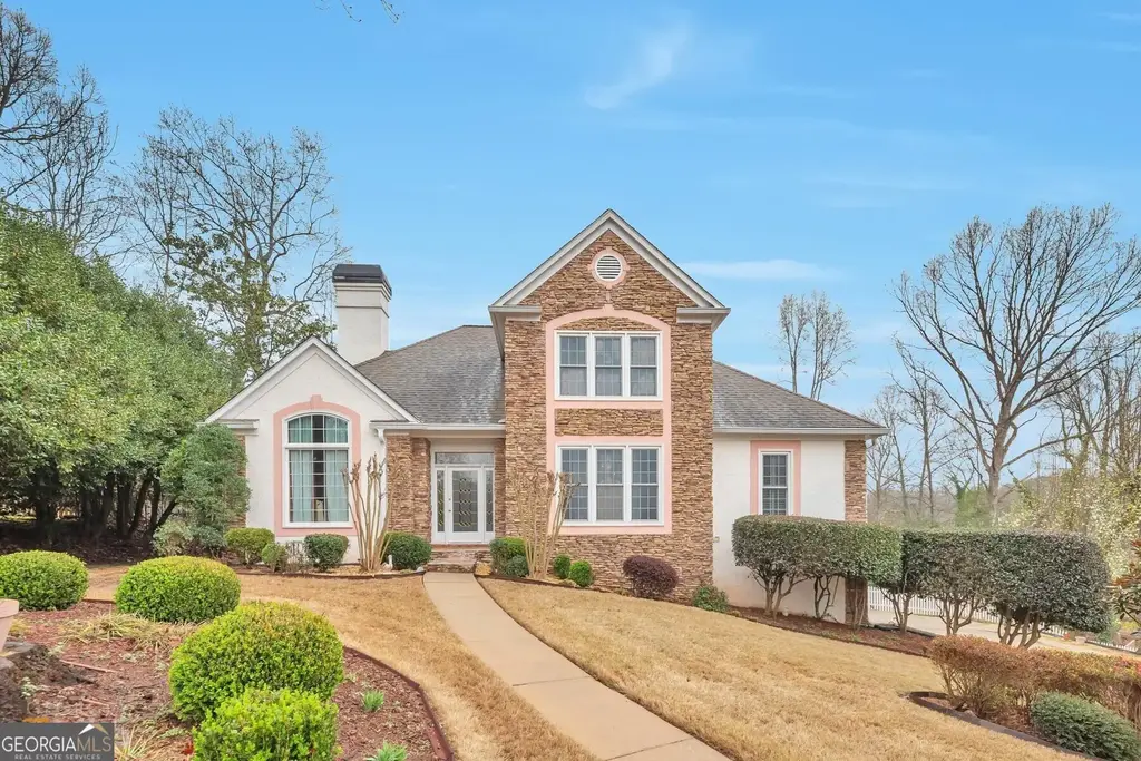 221 Hawick Lane, McDonough